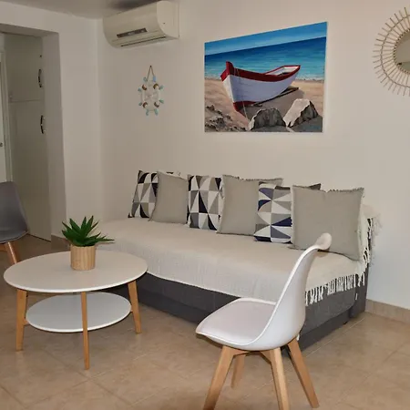 Holiday home Meerblick Ferienhaus: Modernes Urlaubsdomizil Mit Terrasse Dajla